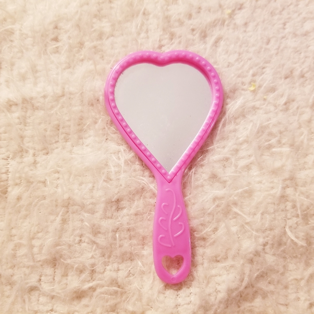 Pink Heart Shaped Faux Mirror Leaf Print